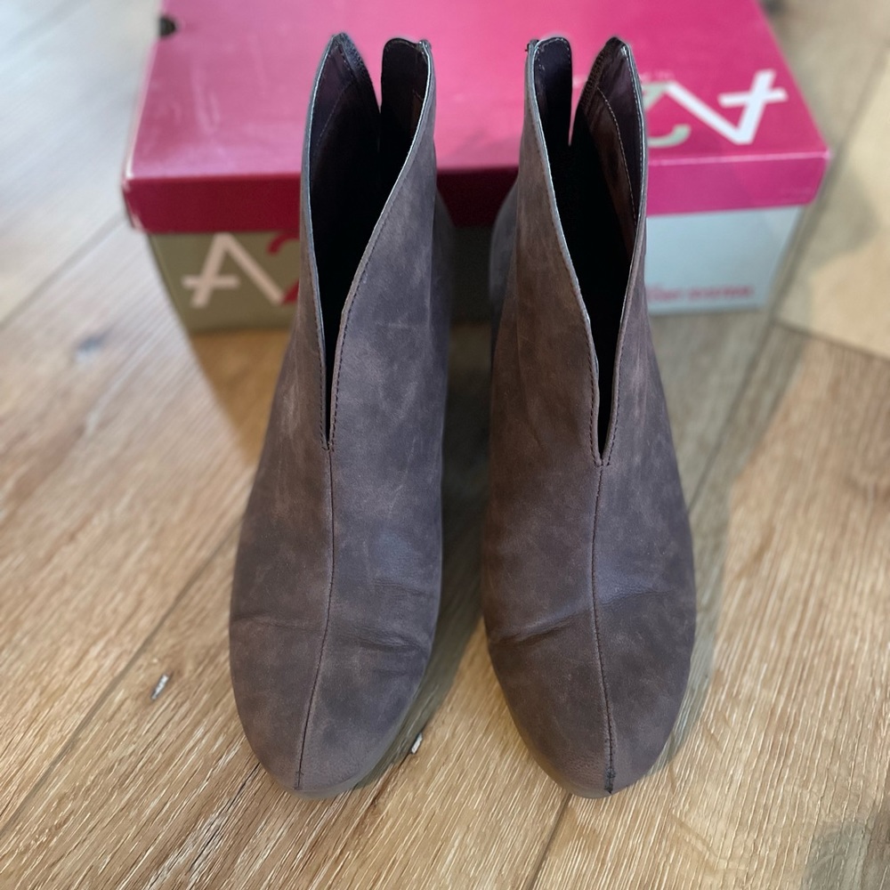 Women’s boots